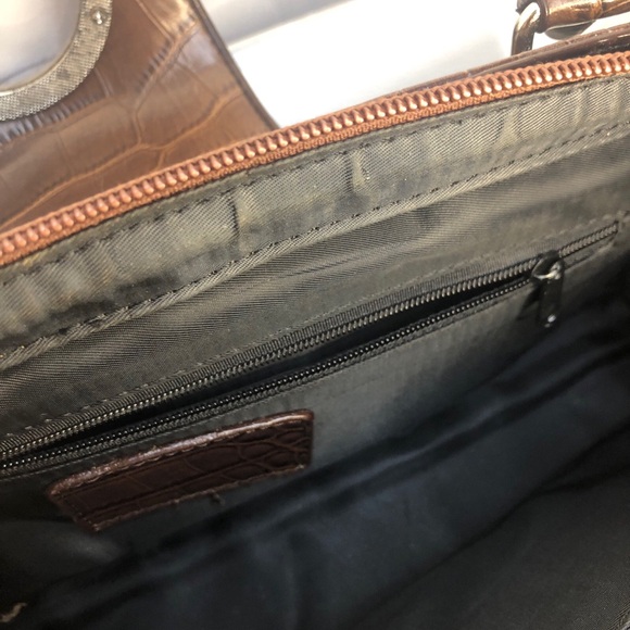 Brown Patent Leather Tote Handbag Purse LR Linear 12 Inches Long 6 Inches Tall - Picture 7 of 12